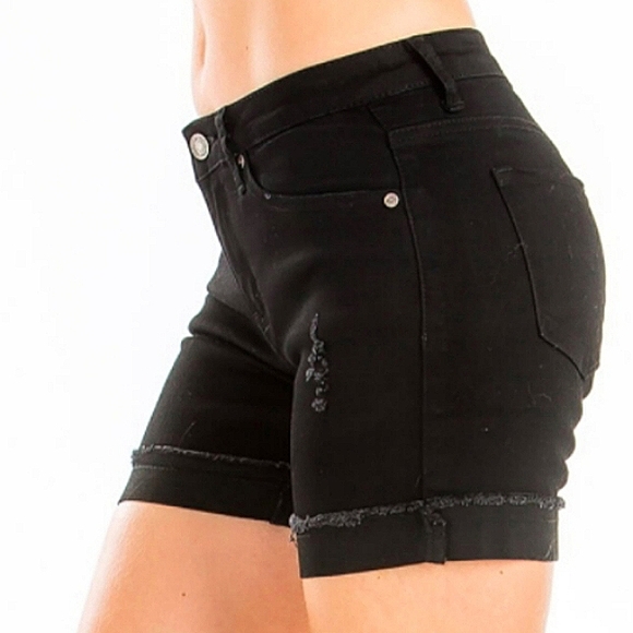NWT Kancan Womens LARGE Hazel midrise distressed black denim cuffed shor… - Picture 5 of 5